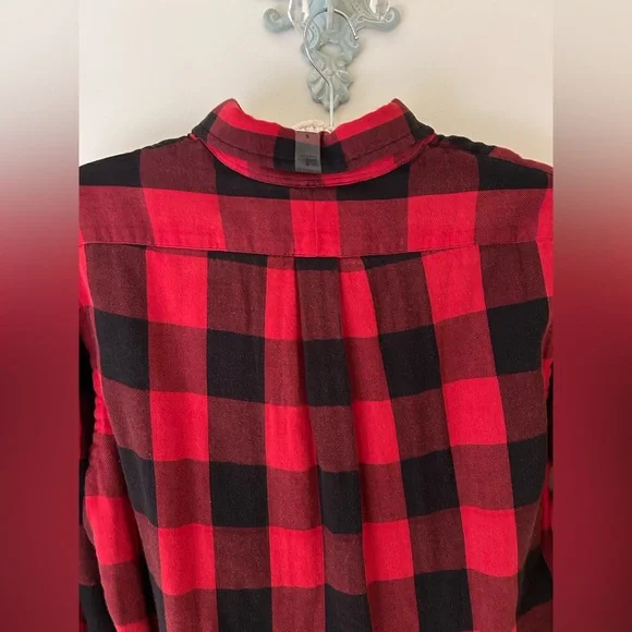 Ralph Lauren Men’s Buffalo Plaid Flannel
Size: Small
NWT - Picture 9 of 13